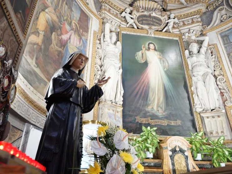 Il Papa celebra la Festa della Divina Misericordia a Santo Spirito in Sassia