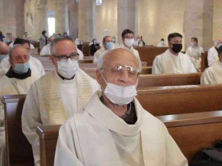 Covid, L’Aquila: padre Corrado, 40 anni con il sorriso tra i malati