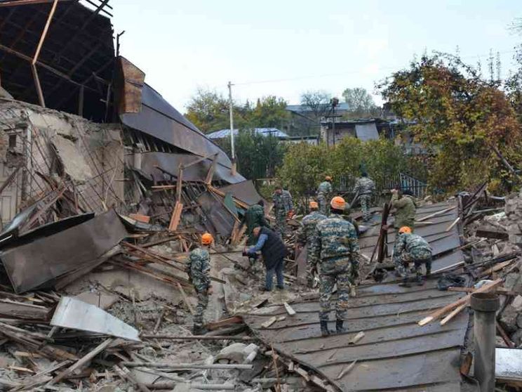 «Tortura nelle carceri di Baku». La finta tregua in Azerbaigian