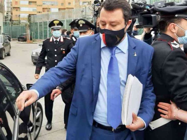Matteo Salvini rinviato a giudizio a Palermo per il "fermo" di Open Arms