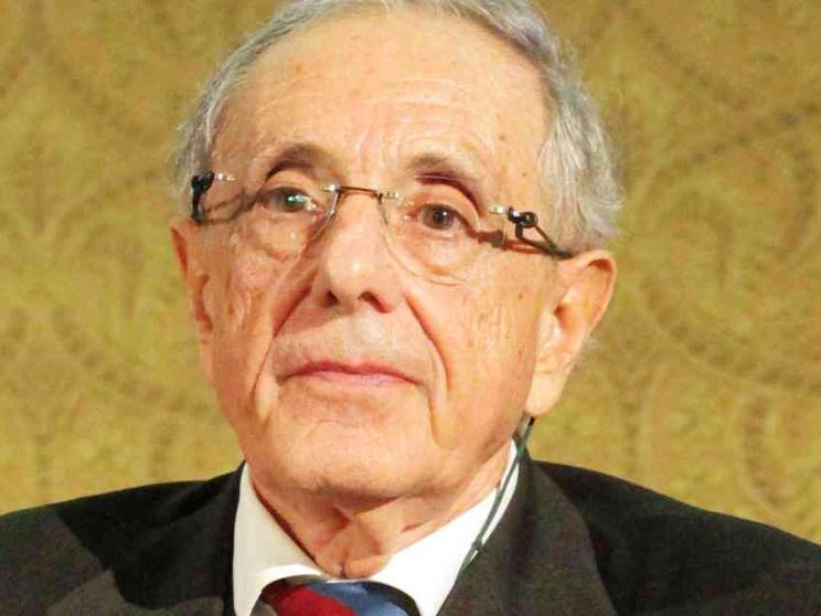 L'imbroglio ai giovani. Un futuro da «riaprire» con urgenza