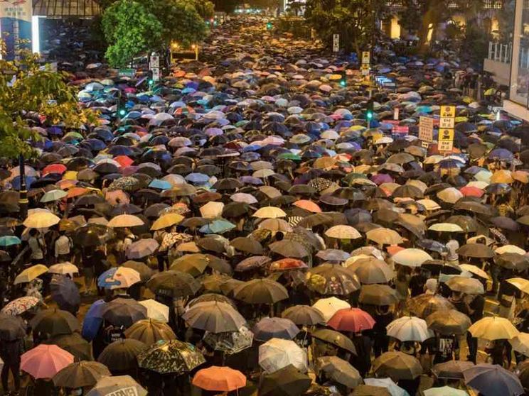 La scure di Pechino su Hong Kong, condannati gli oppositori democratici