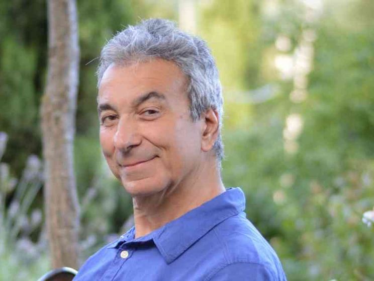 L'incomprensibile sacrificio di una bellezza solo simulata