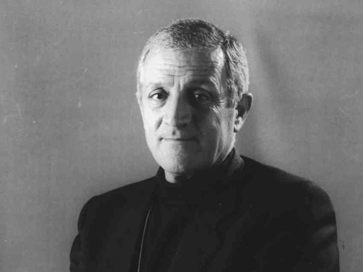 28 anni fa la morte di don Tonino Bello, un sorriso scolpito nel cuore