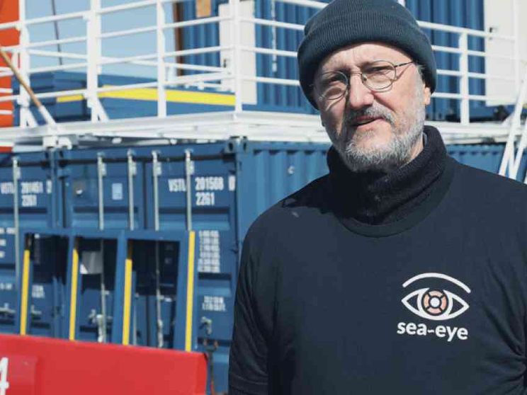 Il vescovo-marinaio sulla nave di soccorso di Sea Eye