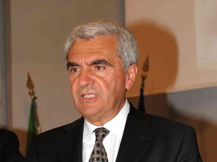 Balduzzi: «Le case della comunità forza del territorio»