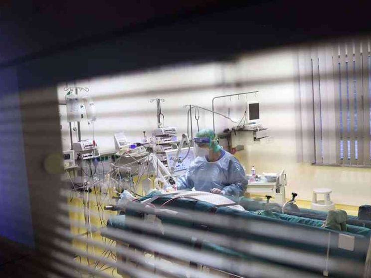 In Italia superati i 4 milioni di contagi. Oggi 14.320 casi e 288 morti