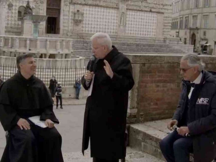 Il cardinale Bassetti: vescovi e sindaci insieme per un Mediterraneo di pace