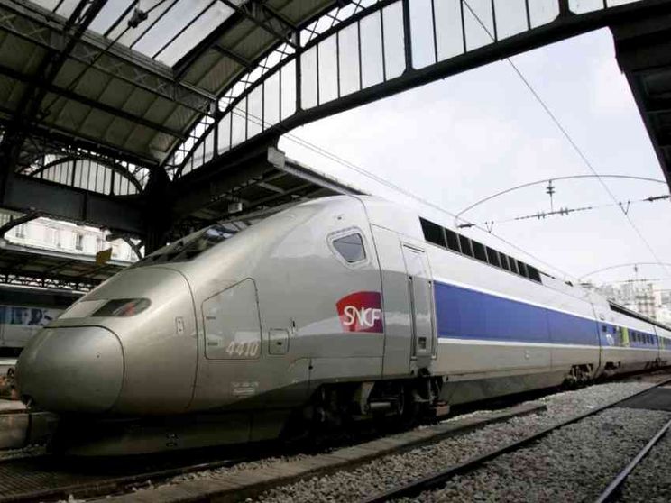 Addio alla «pozione» di Asterix ora la Francia vuol rallentare