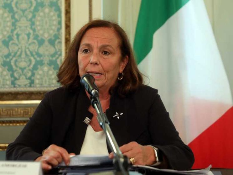 Lamorgese: flussi regolari, più corridoi e regole giuste per i migranti
