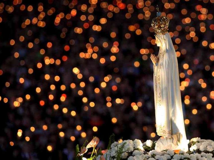 Il Rosario del 13 maggio, il mondo prega a Fatima