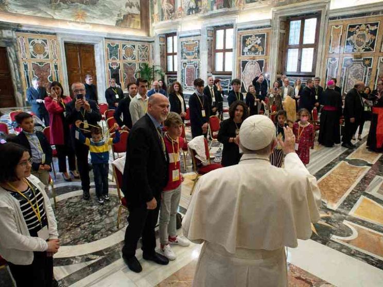 Francesco: «L'abuso sui minori è un omicidio psicologico»