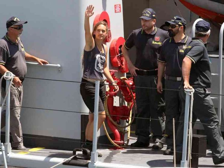 La Procura di Agrigento ha archiviato l'inchiesta su Carola Rackete