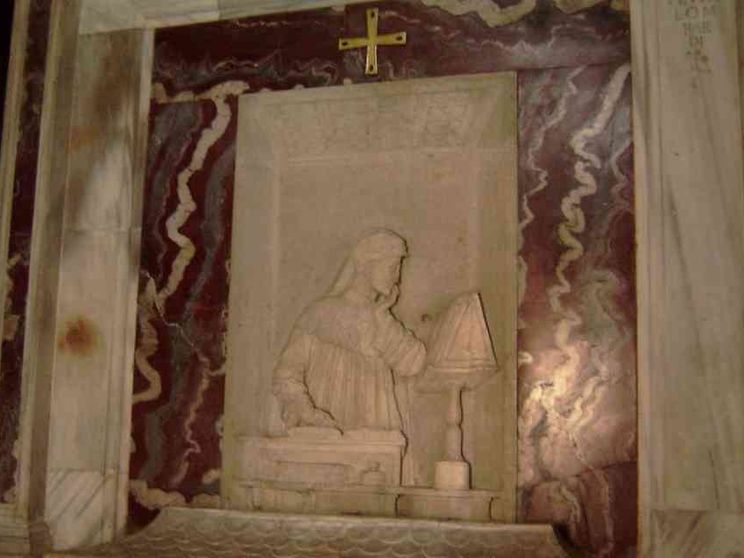 Il prete podista che prega con Dante