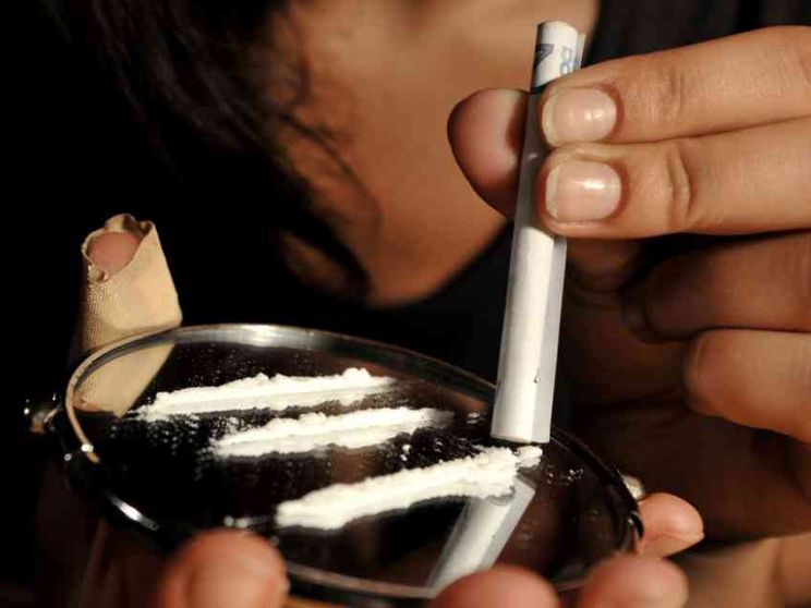 La droga arriva a casa: chi sono i giovani tossicodipendenti