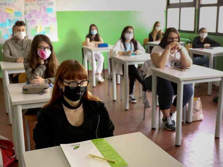 A settembre tutti a scuola senza mascherina