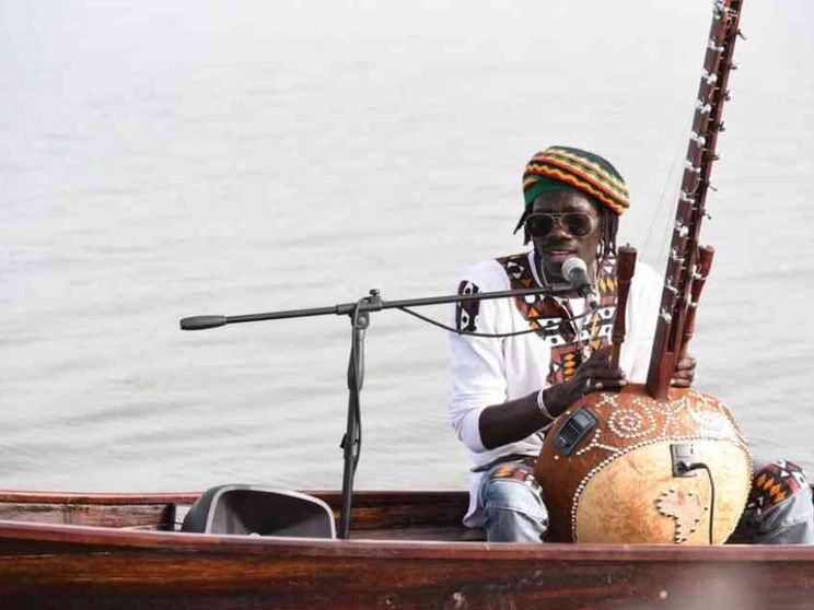 Dalla Libia al lago Trasimeno, la sfida di Alieu e della sua kora