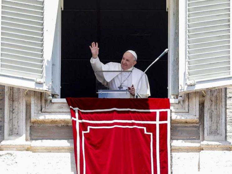 Papa Francesco: testimoniare Dio nella vita, non bastano i proclami