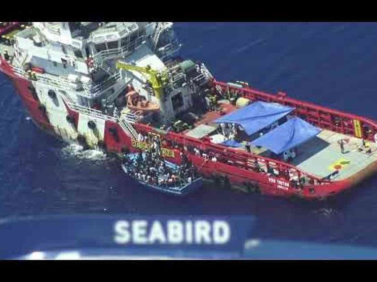 Nuovi esposti contro i respingimenti. Le immagini della cattura in mare