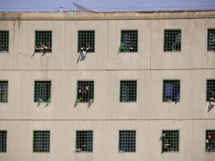 Dopo le violenze in carcere «ora serve un cambiamento». Accuse e polemiche