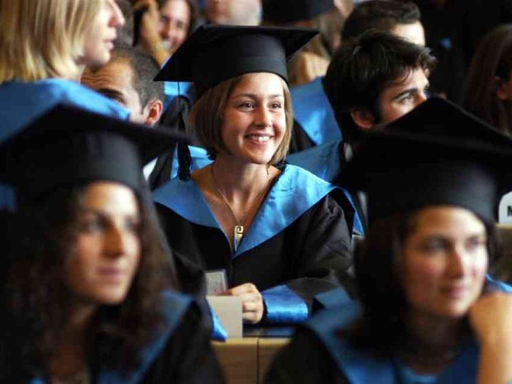 Ecco quanto vale il titolo di studio nel mercato del lavoro