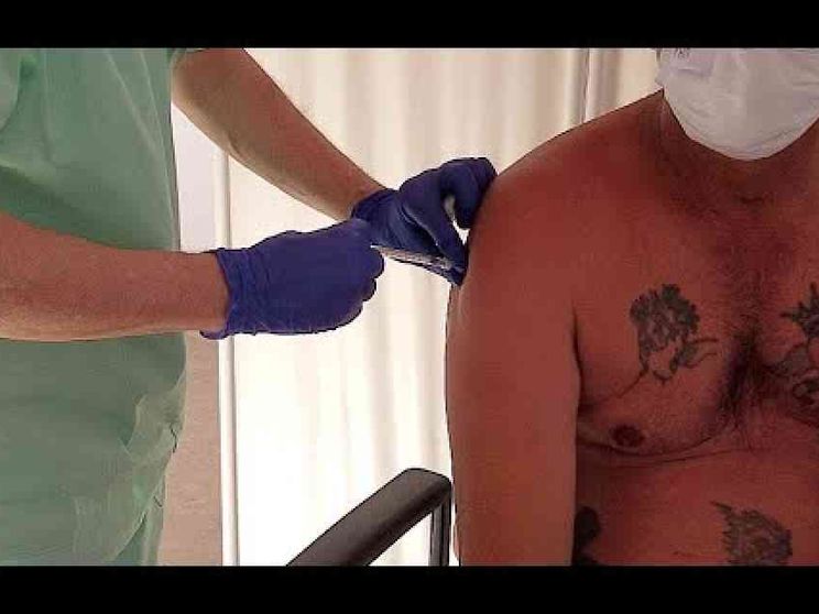 Il generale Figliuolo: «Grazie a Sant'Egidio una carezza per gli invisibili»