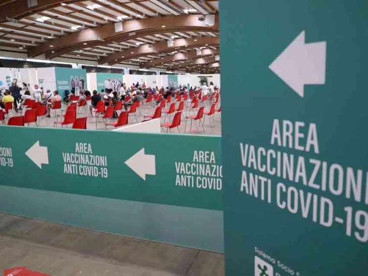 Scienza e politica: cosa ci insegna il «mix vaccinale»