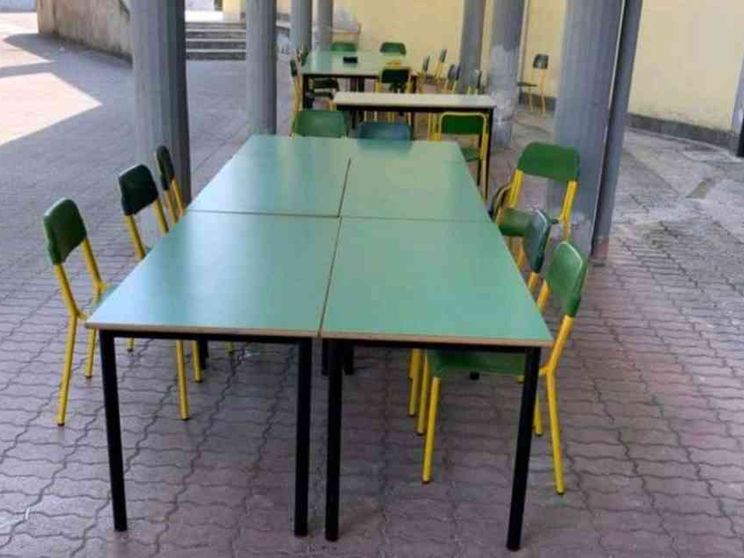 Abbiamo sentito i camorristi sparare all'impazzata mentre eravamo in chiesa