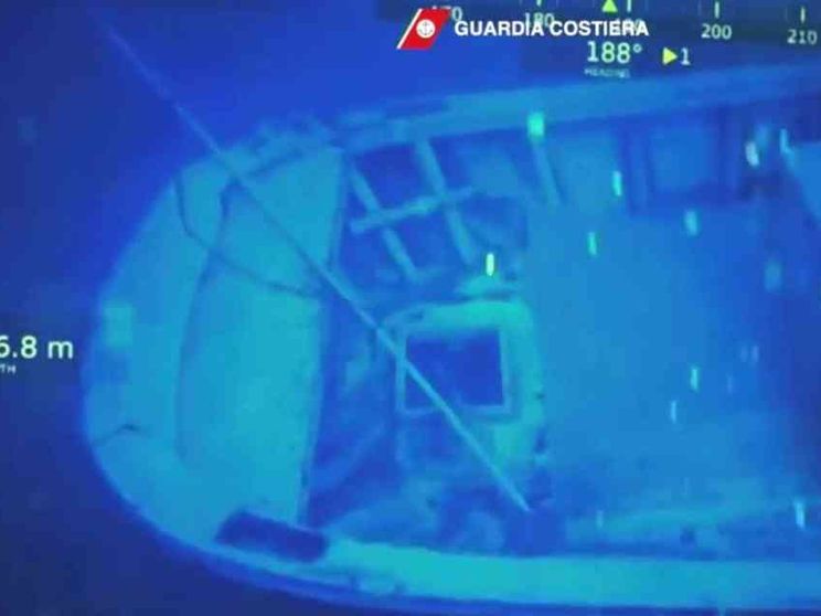 Chi ha pietà per i morti di Lampedusa? La Caritas: recuperiamo i corpi