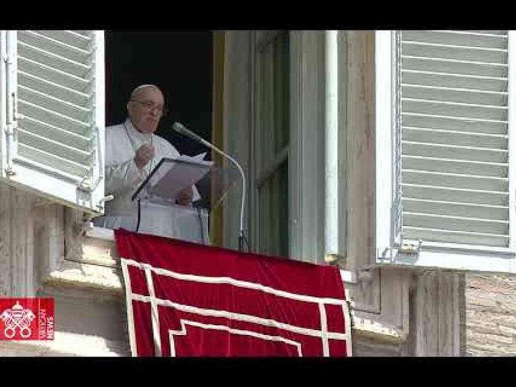 Il Papa: fede matura se al centro c’è Dio e non i nostri bisogni