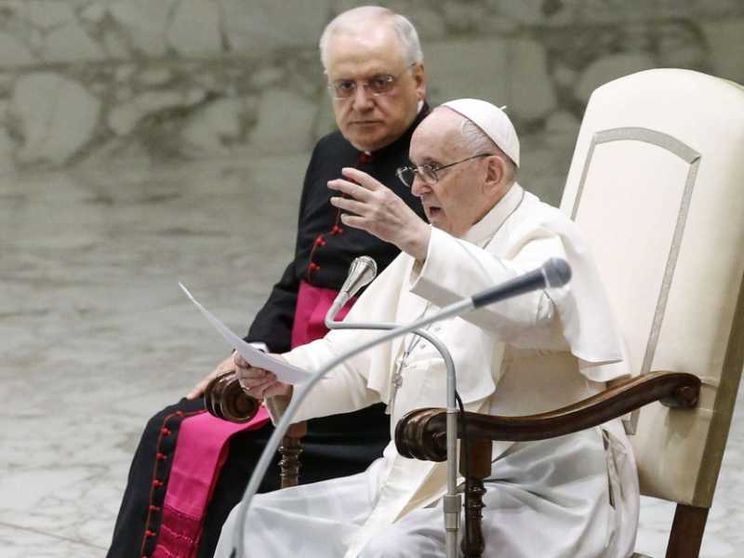 Il Papa: non ci sono Vangeli alla moda, il Vangelo è una novità radicale