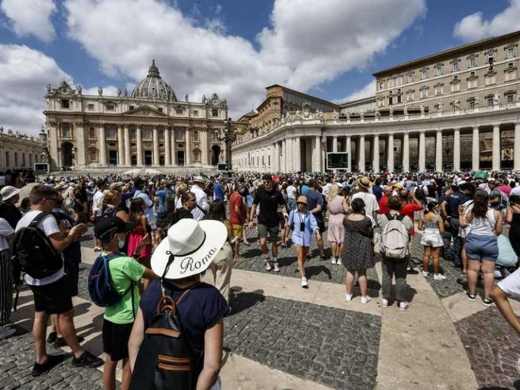 Gesù, pane del cielo, che ogni giorno ama sulla terra
