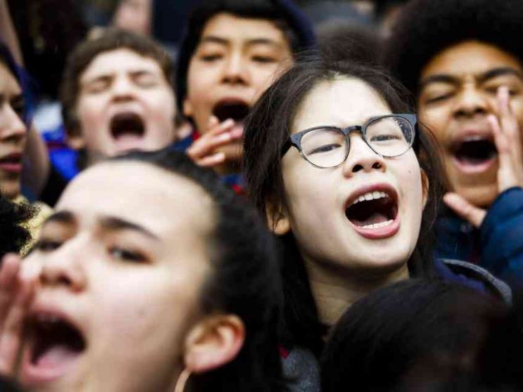 L'intera umanità è figlia di un eterno movimento