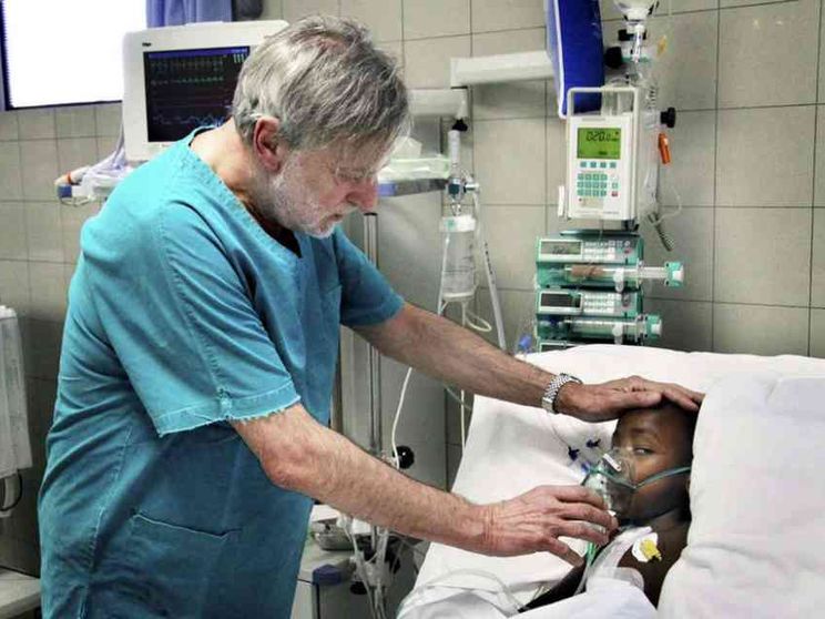 Gino Strada: aboliamo insieme la guerra