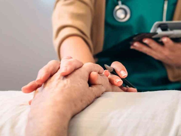 Eutanasia verso il referendum? Associazioni cattoliche in campo