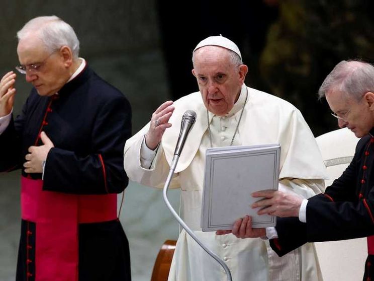 Il Papa: la fede ama e spera oltre la paura della Legge