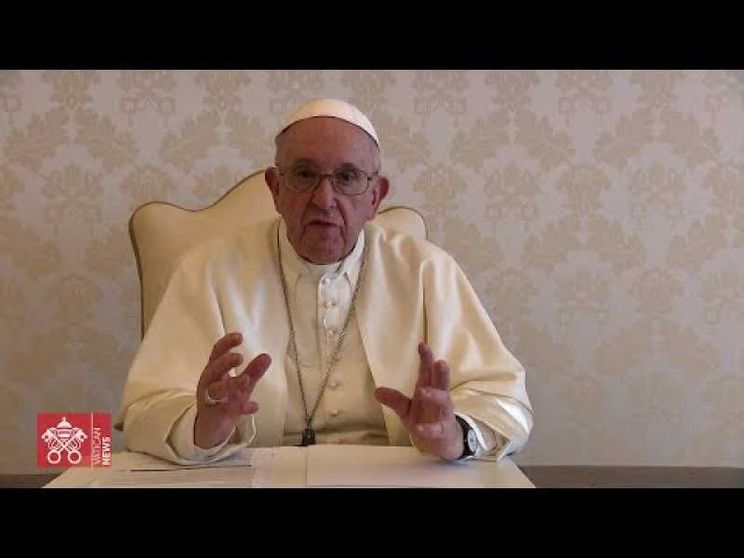 Il Papa: vaccinarsi è un atto d'amore, collaboriamo