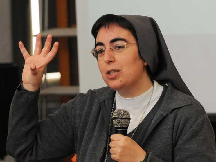 Suor Smerilli segretaria del Dicastero per lo Sviluppo umano integrale