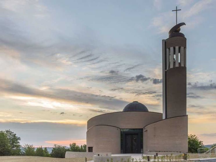 A Urbino il nuovo santuario del Sacro Cuore. Ecco la sua storia