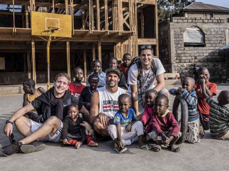 Cerella, dieci anni di canestri per l'Africa