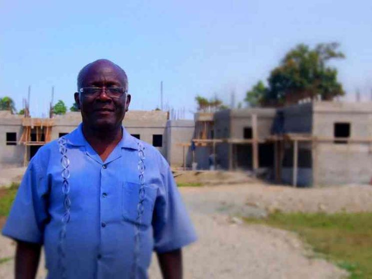 Assassinato il sacerdote che assisteva gli orfani