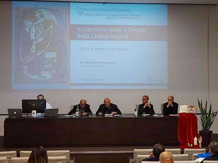 Cammino sinodale in Italia. Bassetti: è l'ora della rinascita