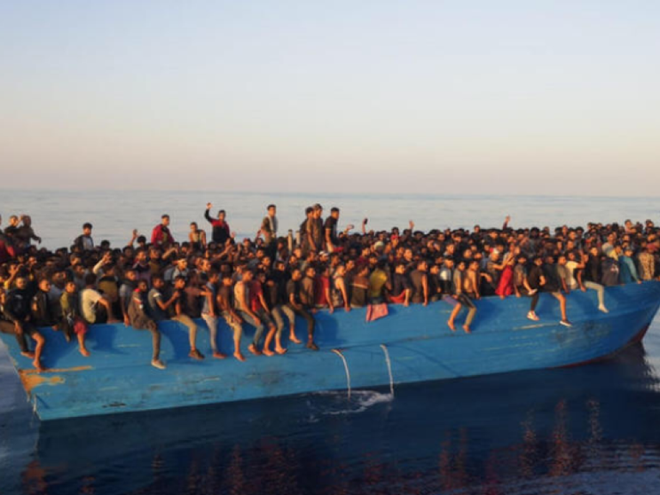 Arrestati 5 egiziani. Violenze in Libia e durante la navigazione