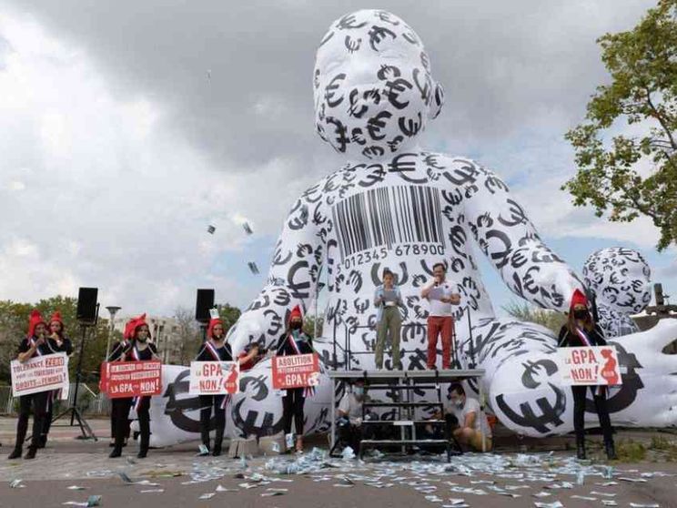 Sul salone Comune e Fiera di Milano si smarcano