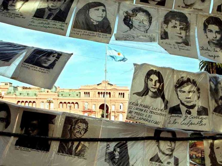 Gli italiani scomparsi in America Latina rivivono con «Archivio desaparecido»