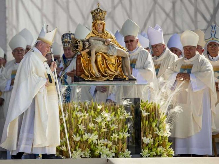 «Cristiani siano tessitori di dialogo e di fraternità»
