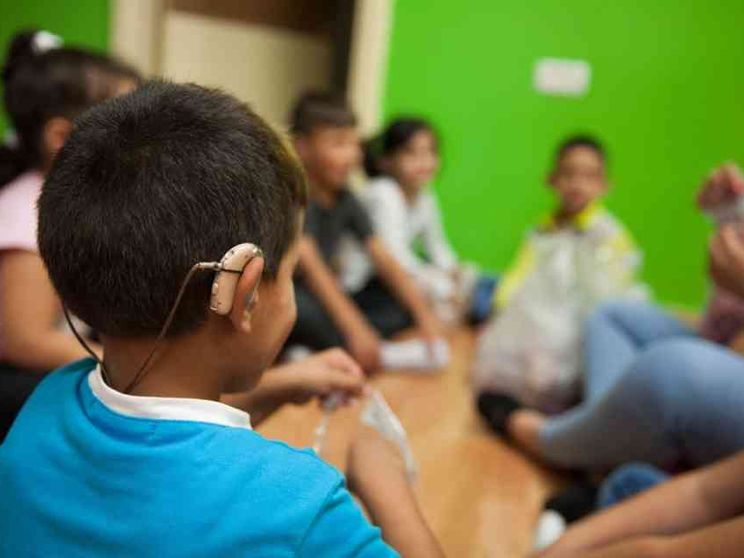 «Non dimenticate i ragazzi sordi di Paolo VI». Il grido d’aiuto da Betlemme