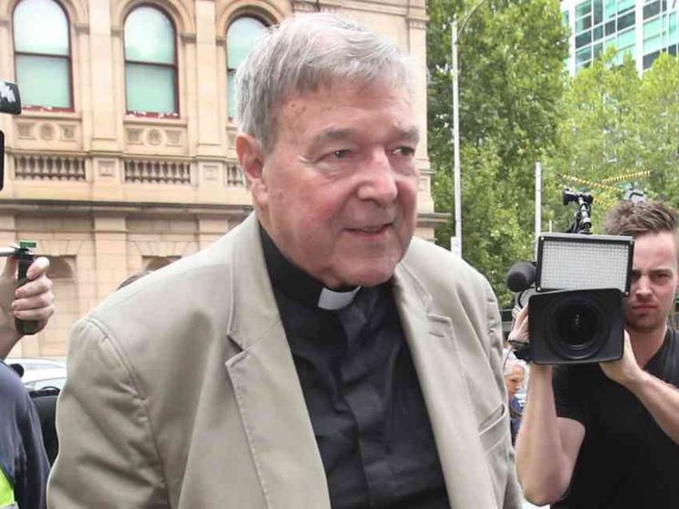 Il cardinale Pell: in cella non potevo dire Messa. L'Eucaristia da una suora