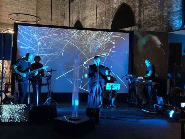 Le installazioni di Zannier sul rumore che soffoca il mare