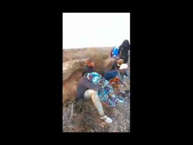 Migranti salvati e deportati nel nulla, dalla Tunisia in Libia (video)